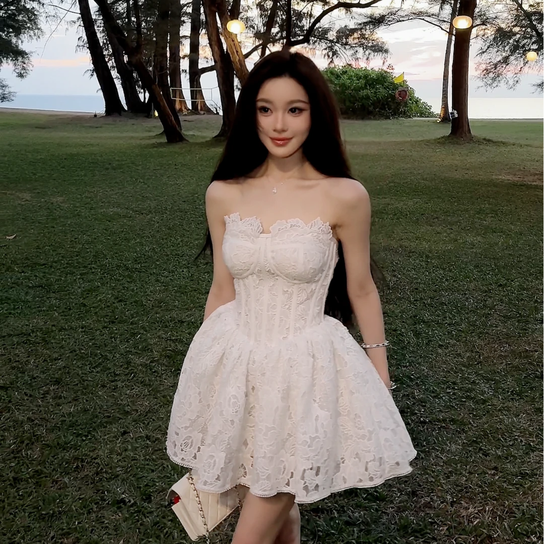 【半岛情书】法式纯欲重工白蕾丝抹胸鱼骨连衣裙收腰显瘦度假蓬蓬裙