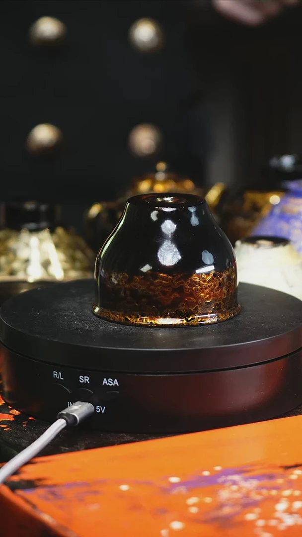 黑金色卢氏杯大漆工艺