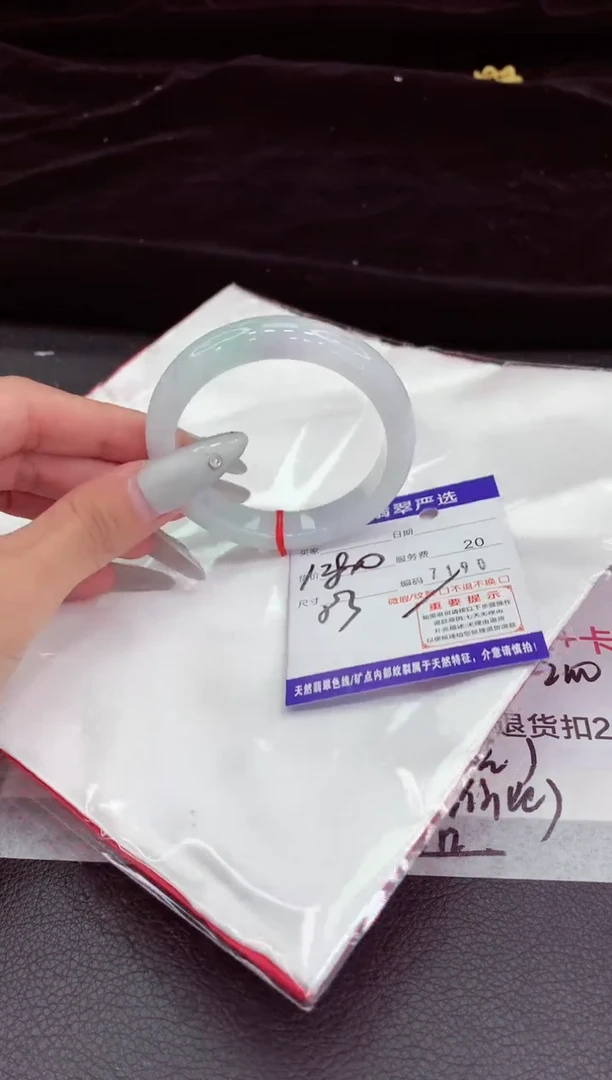 翡翠手镯未镶嵌11111111111111