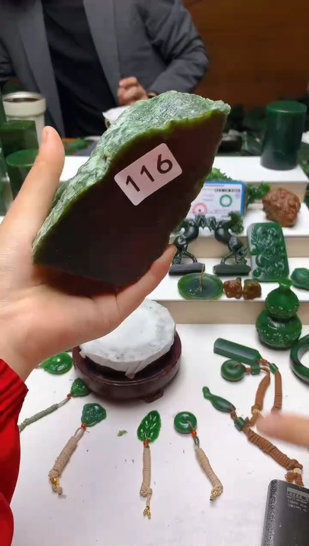 未镶嵌和田玉珠宝半成品1