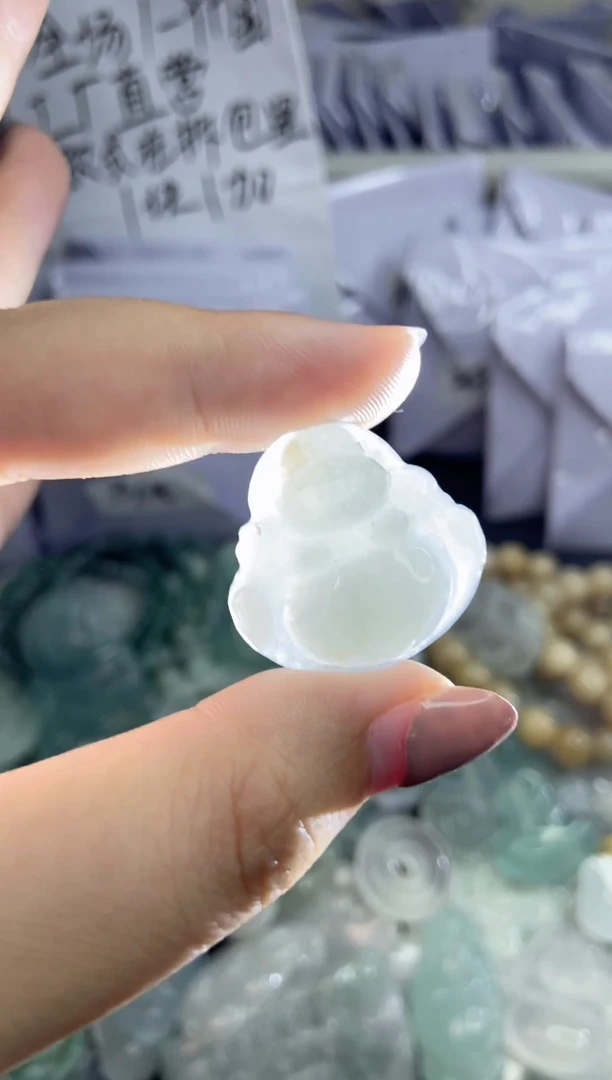 翡翠未镶嵌颈饰星河工厂甄选多样性发其一微瑕介意勿拍~