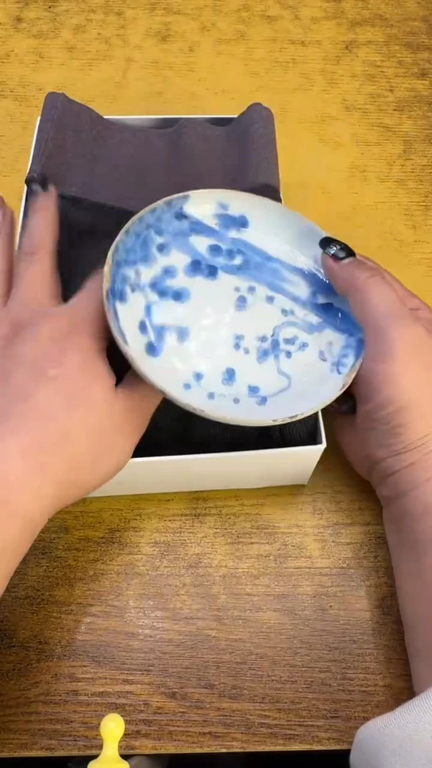 瓷器瓷器瑕疵破破61灰碗