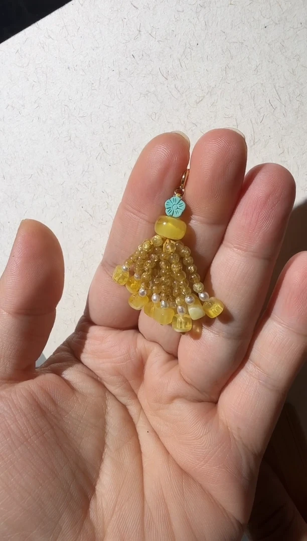 蜜蜡吊坠(不含链)未镶嵌蜜蜡吊坠提溜多样性发货