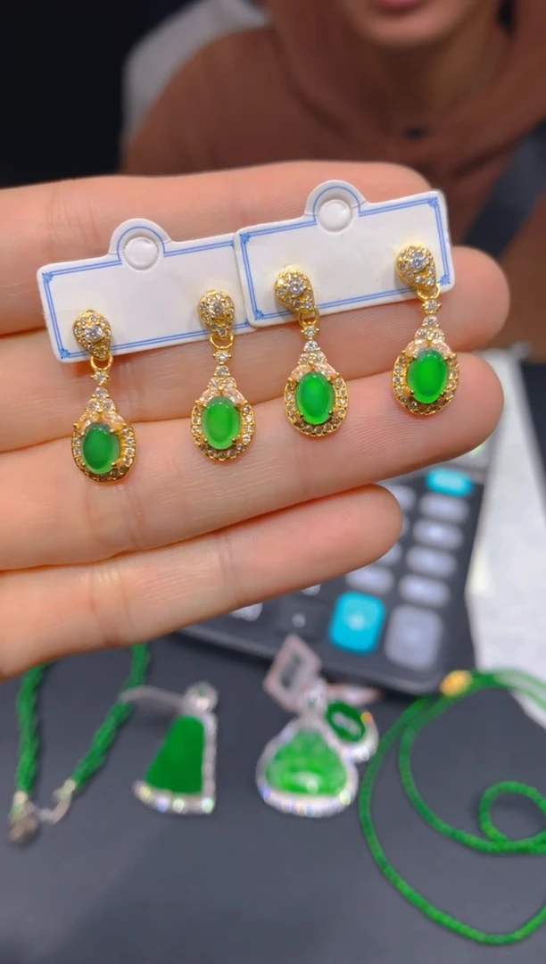 【闪购商品】定制翡翠未镶嵌156多样性发货（发其一）