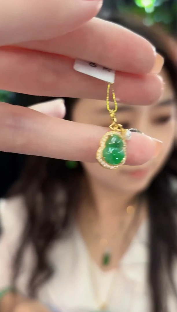 吊坠(不含链)未镶嵌翡翠 缅甸A货/支持复检/一件