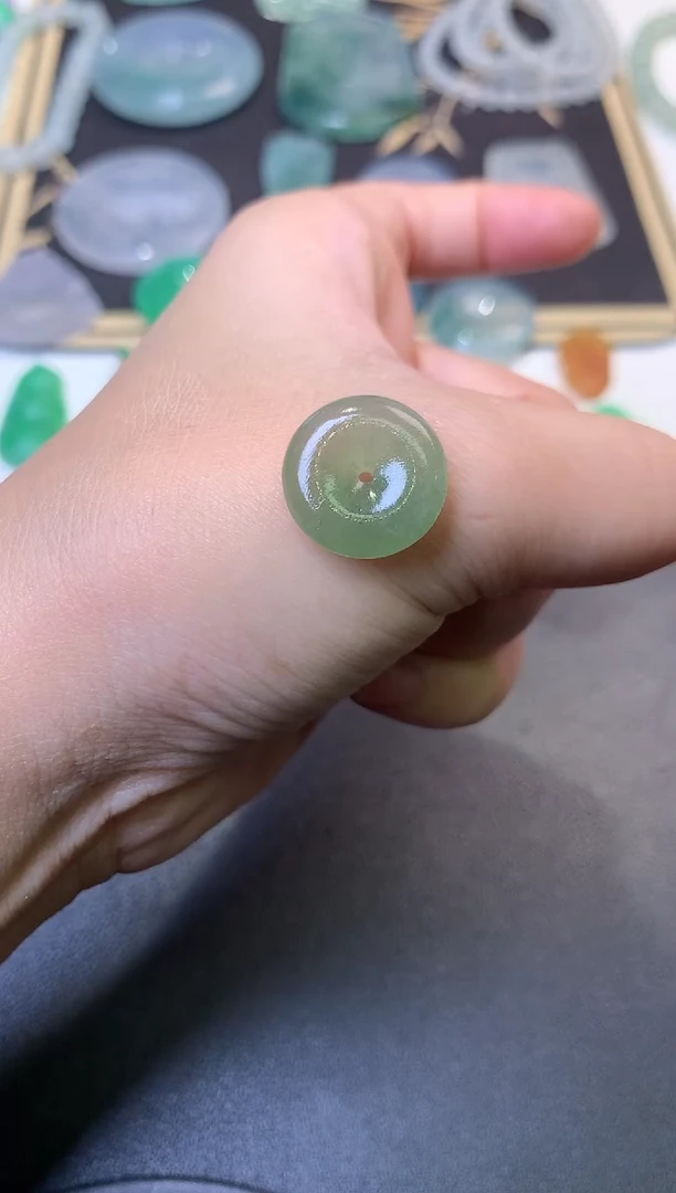 未镶嵌定制翡翠毛货