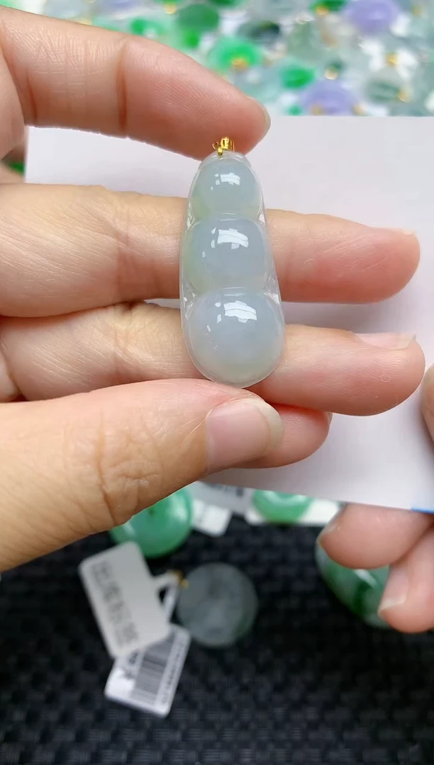 翡翠18K金镶嵌颈饰天然A货翡翠