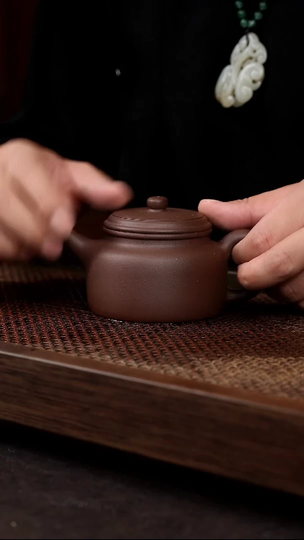 茶壶紫砂紫泥炮嘴德中