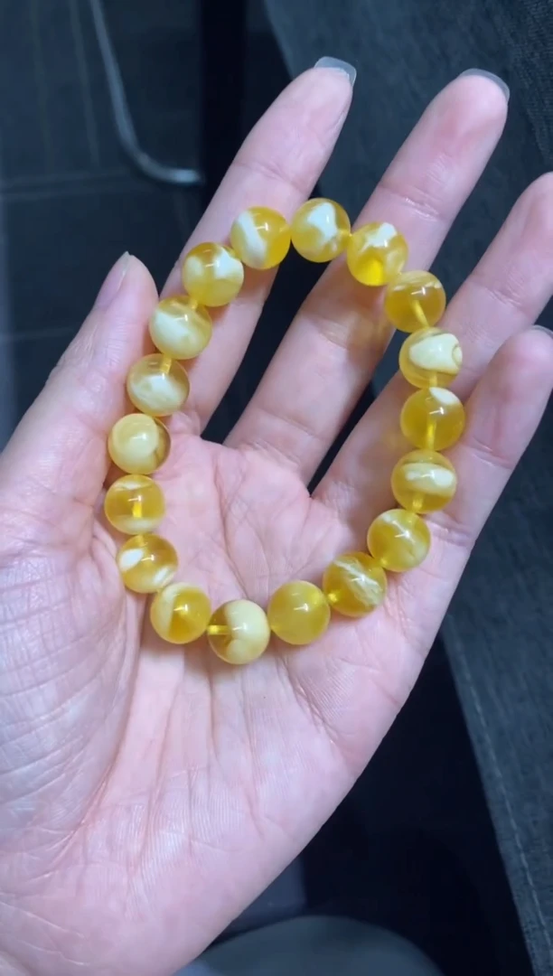 未镶嵌蜜蜡裸石（静）金白手串