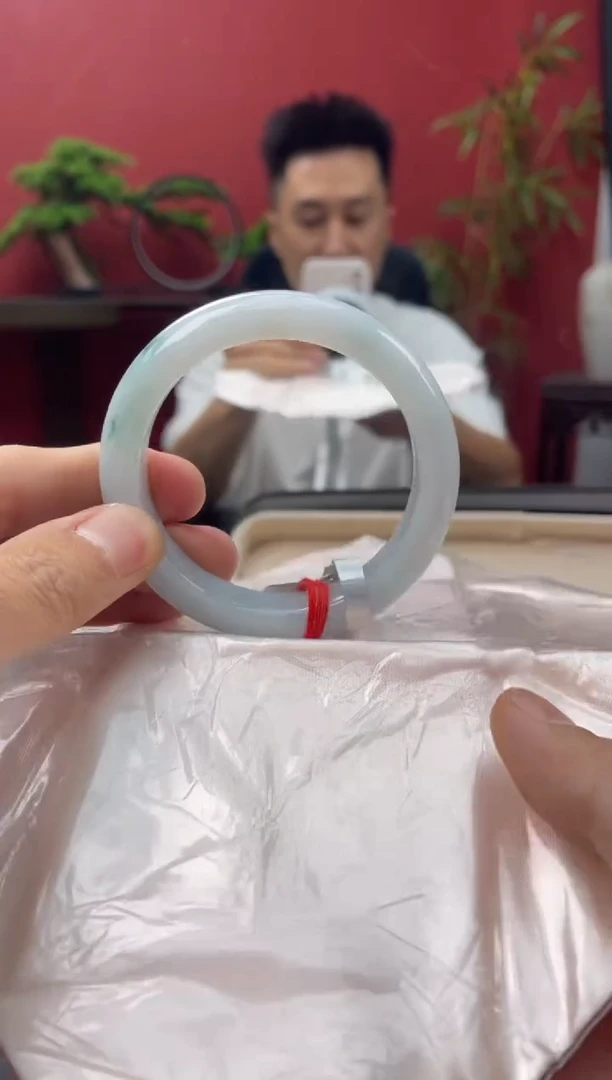 未镶嵌手镯翡翠7