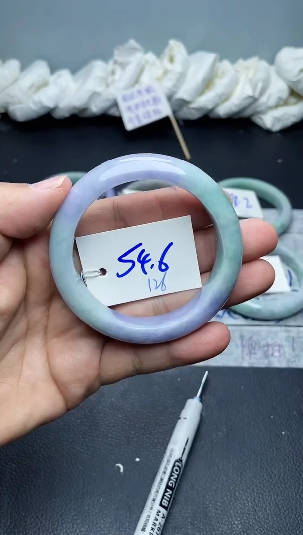 未镶嵌手镯翡翠126