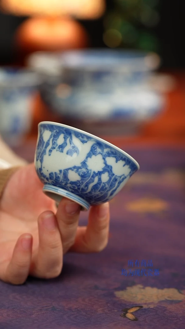 源明青忆暗刻鱼藻纹