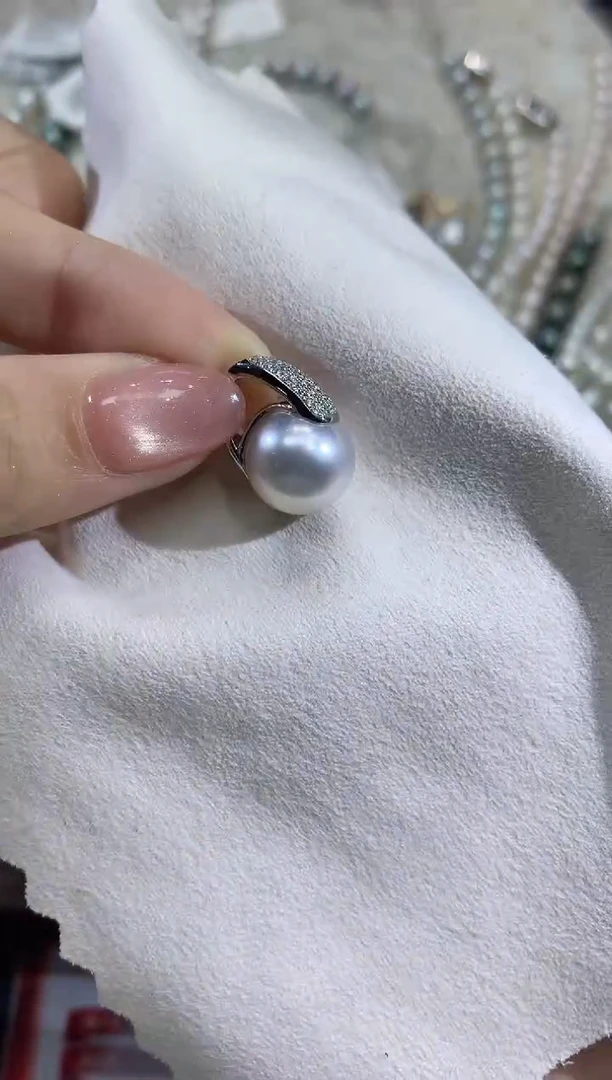 吊坠(不含链)18K金镶嵌海水珍珠C48
