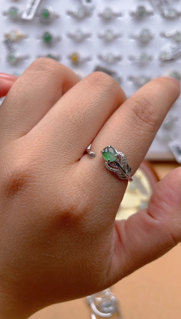 【闪购商品】翡翠戒指银S925镶嵌11111