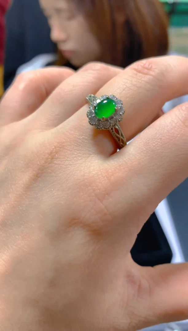 未镶嵌戒指翡翠多样性发一