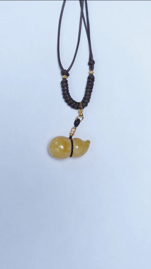 蜜蜡颈饰未镶嵌金白花蜡吊坠