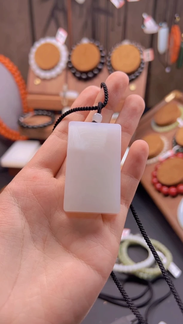 吊坠(不含链)未镶嵌和田玉JY0923-28