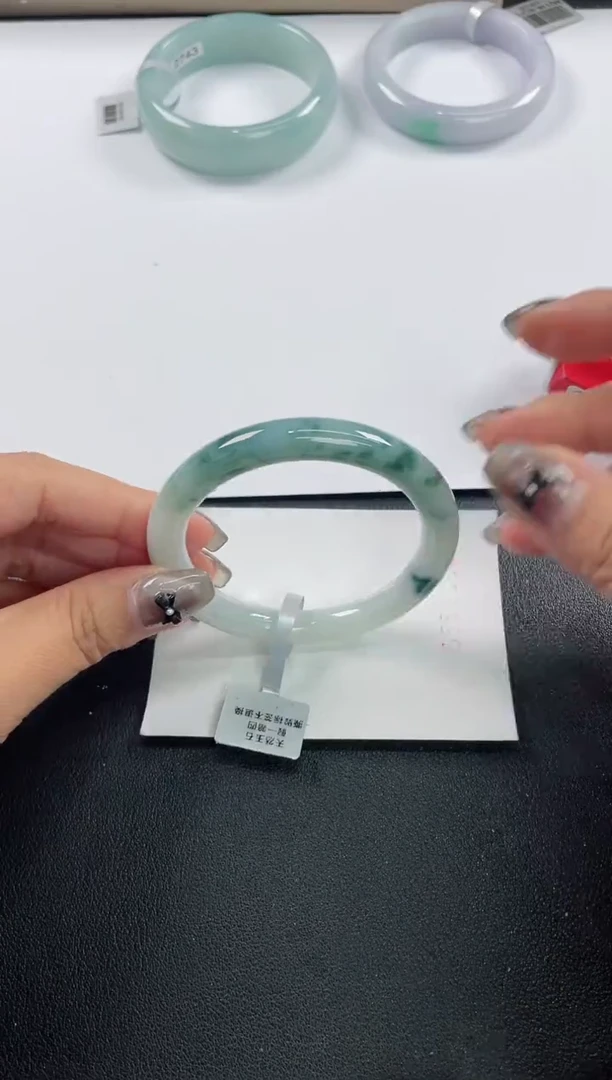 未镶嵌手镯翡翠基地发货H8971 52+