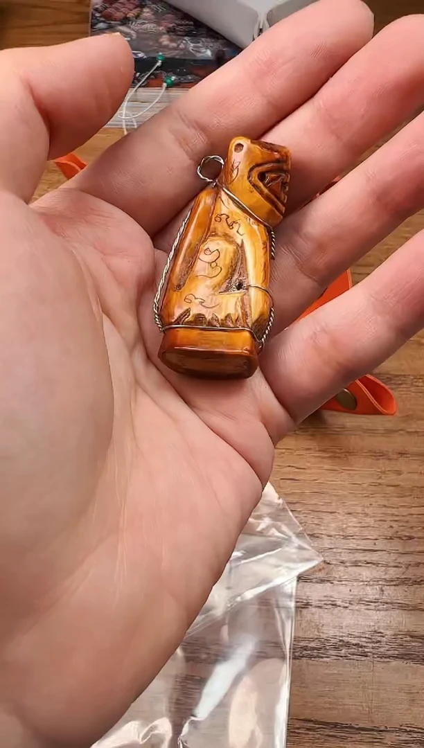 【闪购商品】琉璃颈饰【 肖钟出品 】