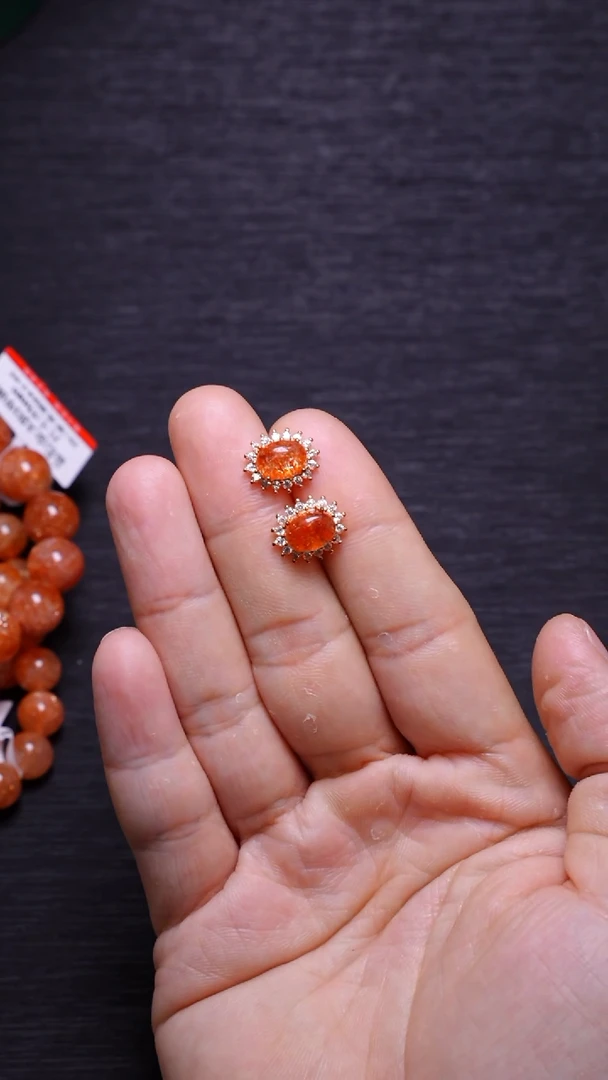 【闪购商品】长石耳钉未镶嵌Q015金太阳耳钉/对