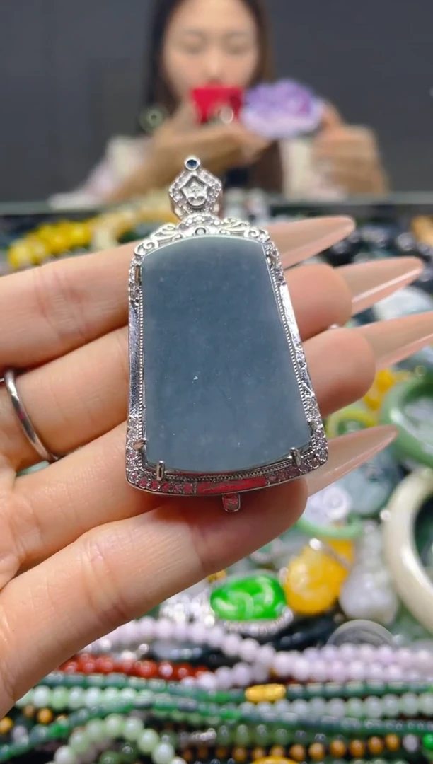 颈饰未镶嵌翡翠/V/翡翠A货，一件也是批发价