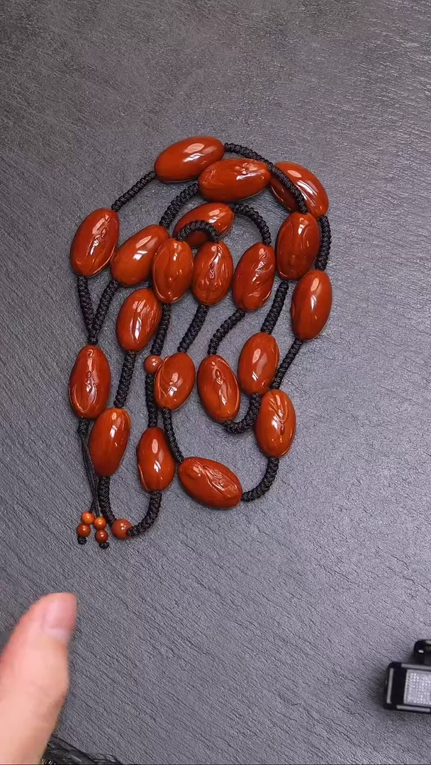 【闪购商品】橄榄核吊坠小籽无相脖挂