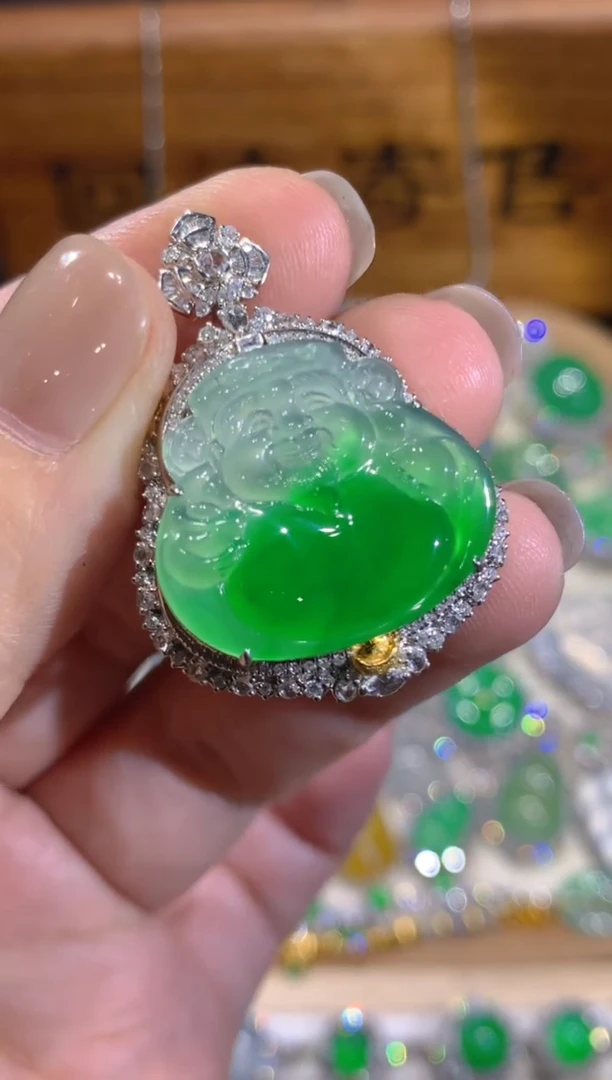 翡翠18K金镶嵌吊坠(不含链)45团购多样性发其一