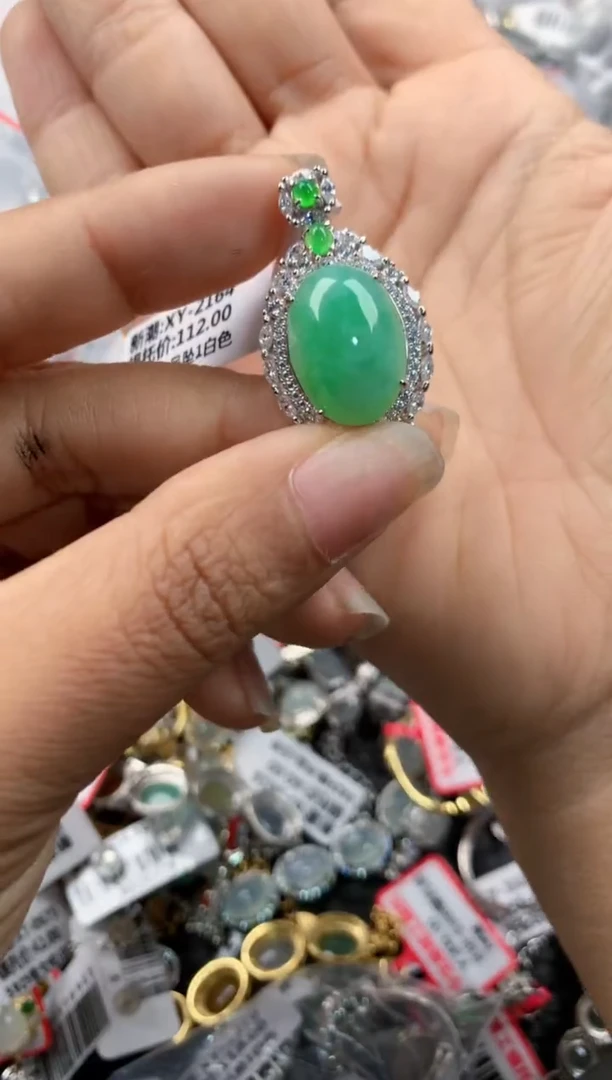 银S925镶嵌戒指翡翠666         5