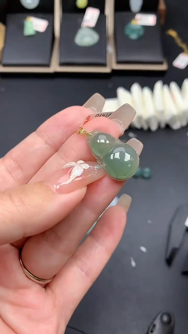 【闪购商品】翡翠吊坠(不含链)18K金镶嵌MS151215