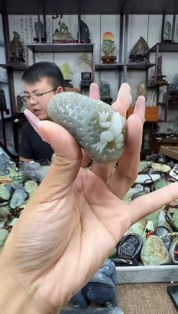 未镶嵌和田玉把件1