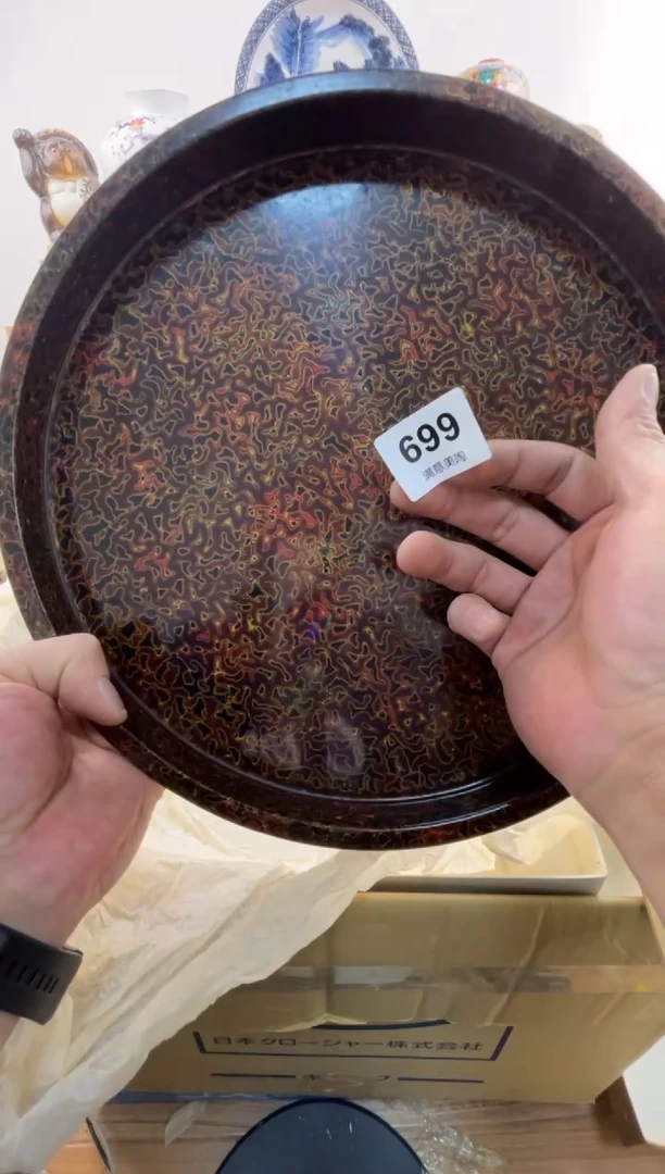 瓷片在**上有划痕699