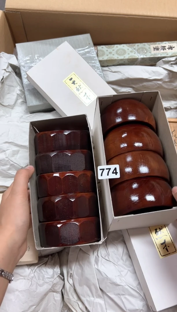 瓷片l***怡+774中古商品谨慎参拍