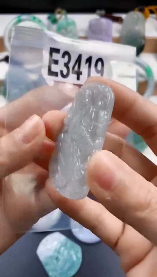 颈饰未镶嵌翡翠天然翡翠吊坠挂件