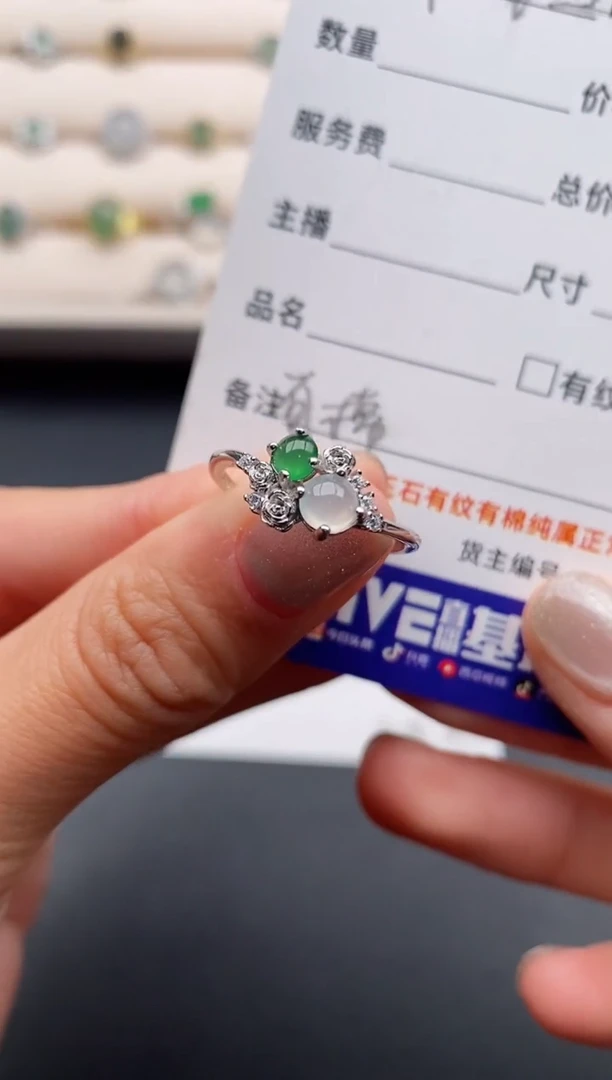 银S925镶嵌戒指翡翠4444444+8