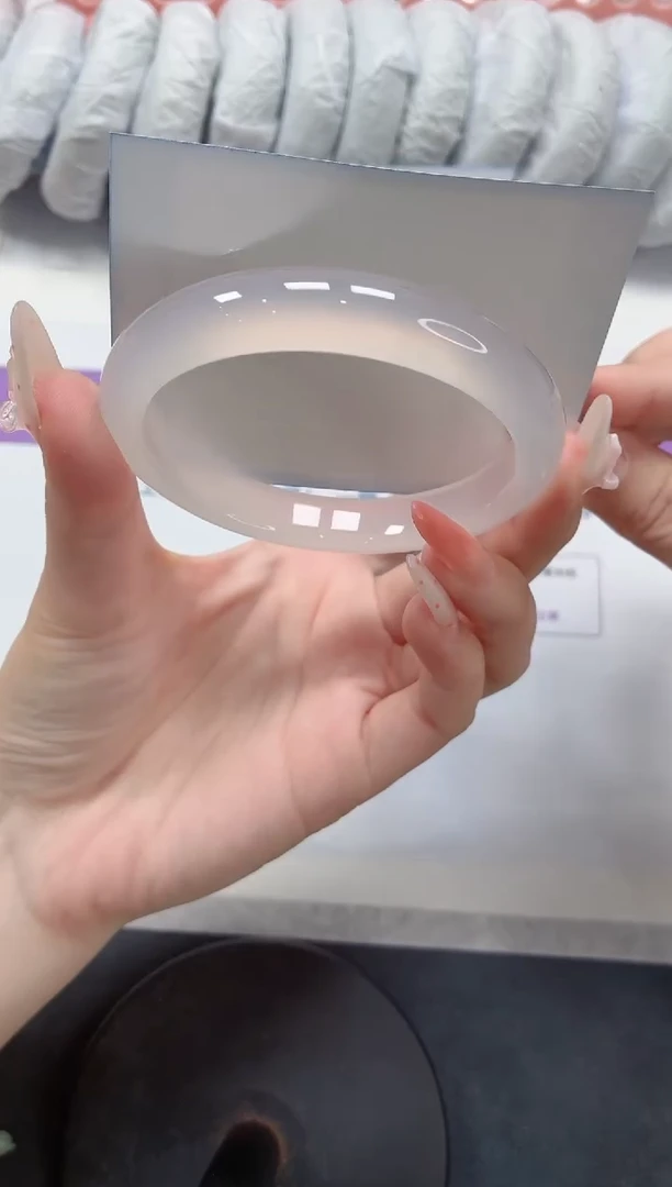 石英质玉手镯未镶嵌178-荔枝60.7