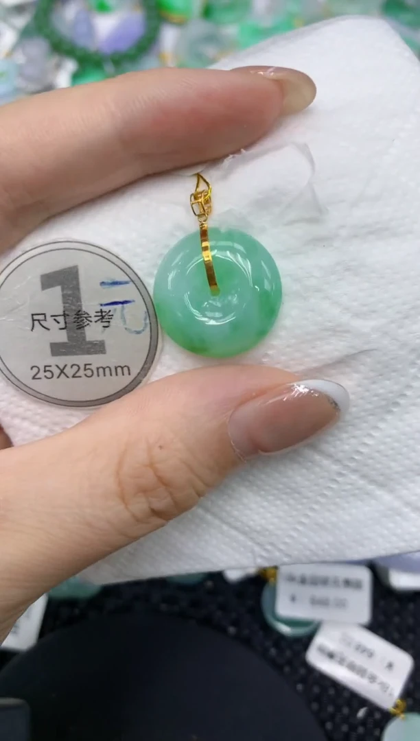 颈饰18K金镶嵌翡翠1111111