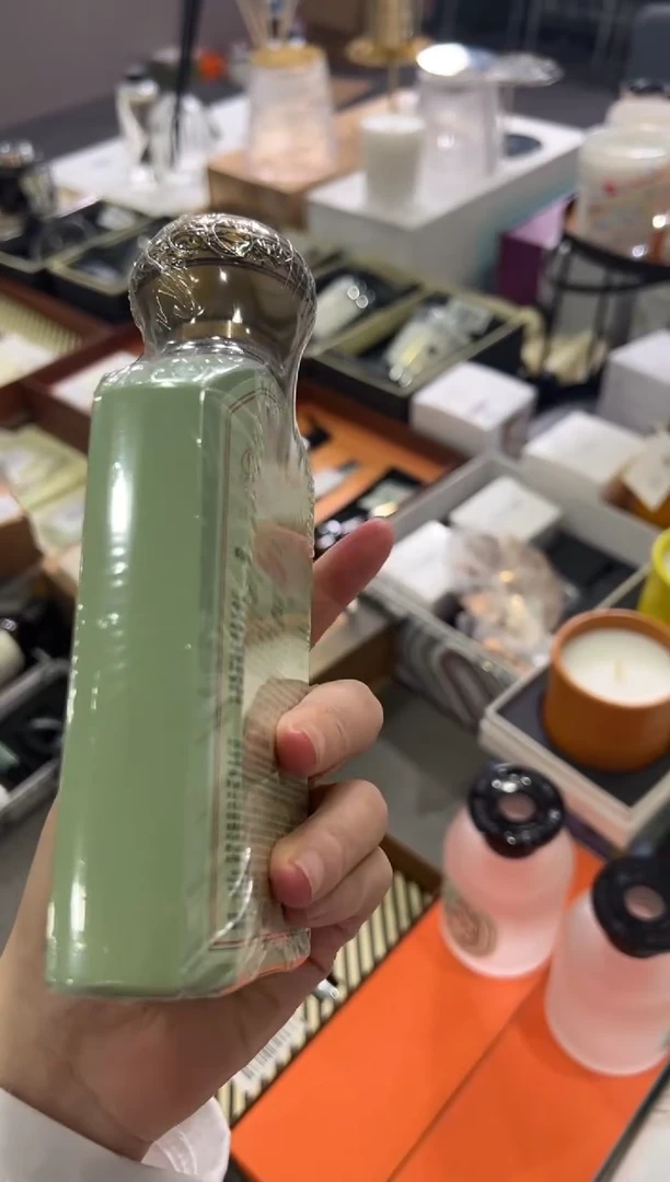 碟B016--------------