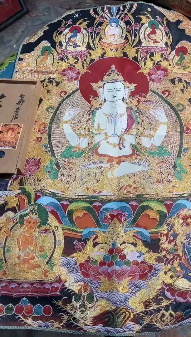 织绣路路的唐卡tk160