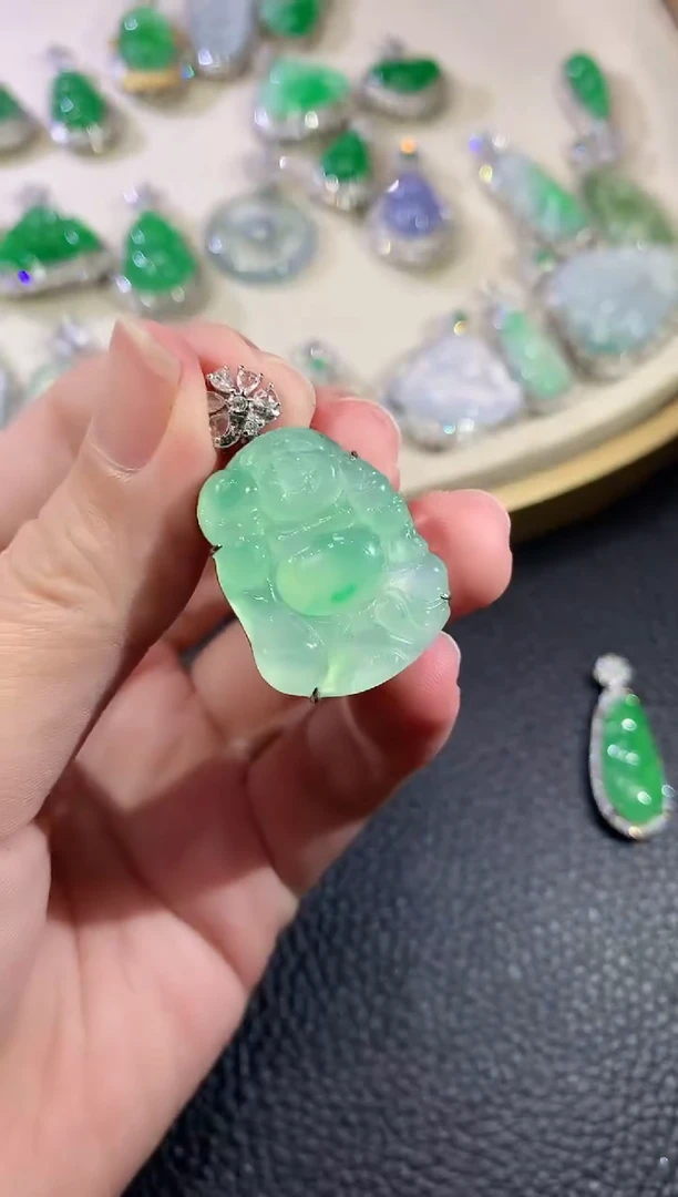 翡翠18K金镶嵌吊坠(不含链)C69翡翠