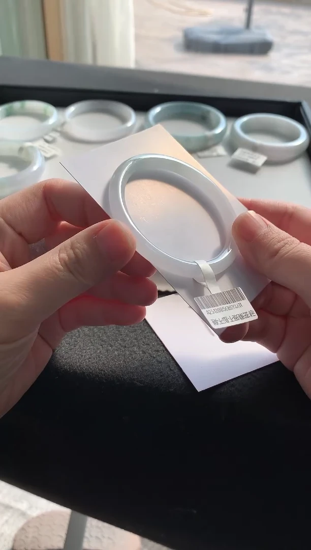 未镶嵌手镯翡翠51.4圆条Y4611买断