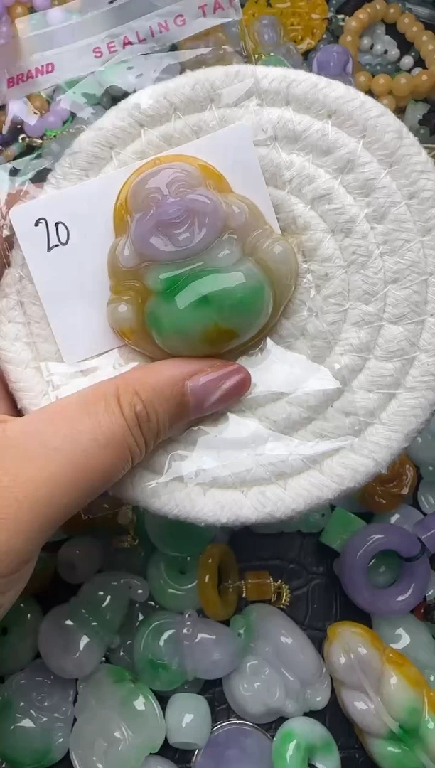 颈饰未镶嵌翡翠缅甸翡翠吊坠