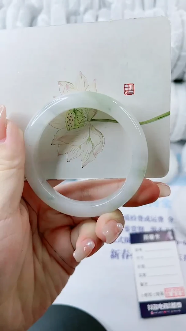 【闪购商品】石英质玉手镯未镶嵌0414366661-多样性发货