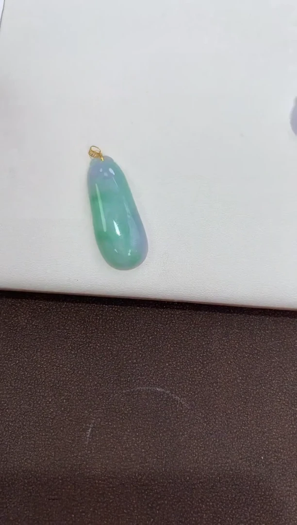 翡翠18K金镶嵌颈饰天然缅甸a货翡翠