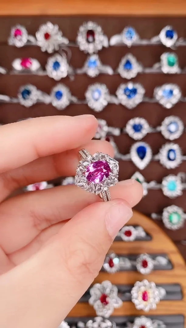 【闪购商品】彩色蓝宝石18K金戒指18K金镶嵌2.1克拉