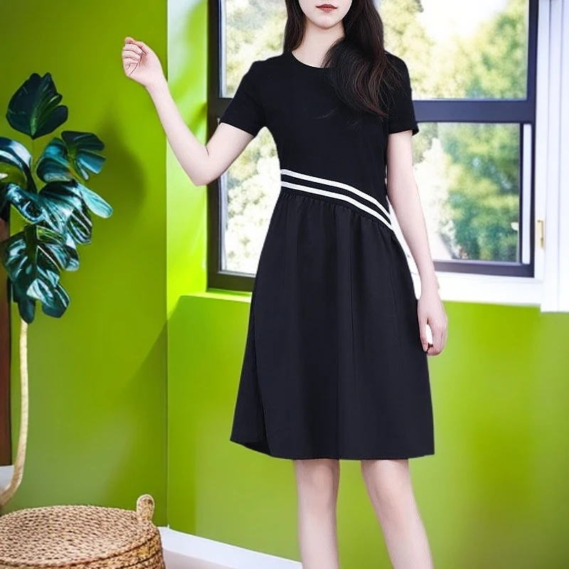 2025夏季新款赫本风黑色T恤裙子收腰显瘦不规则拼接a多巴胺服装女