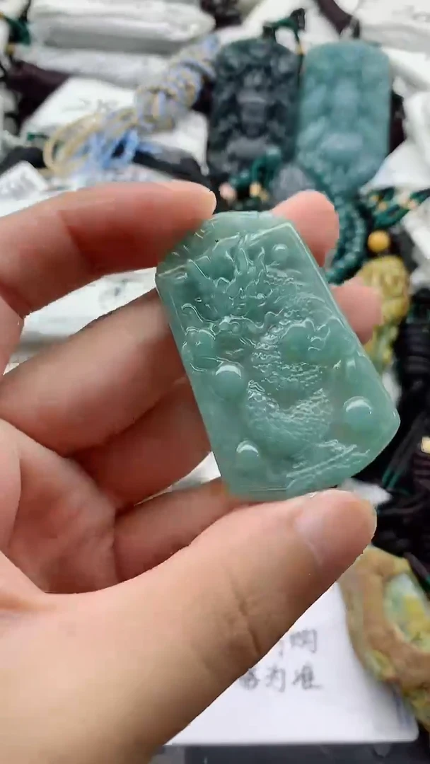 翡翠未镶嵌颈饰888