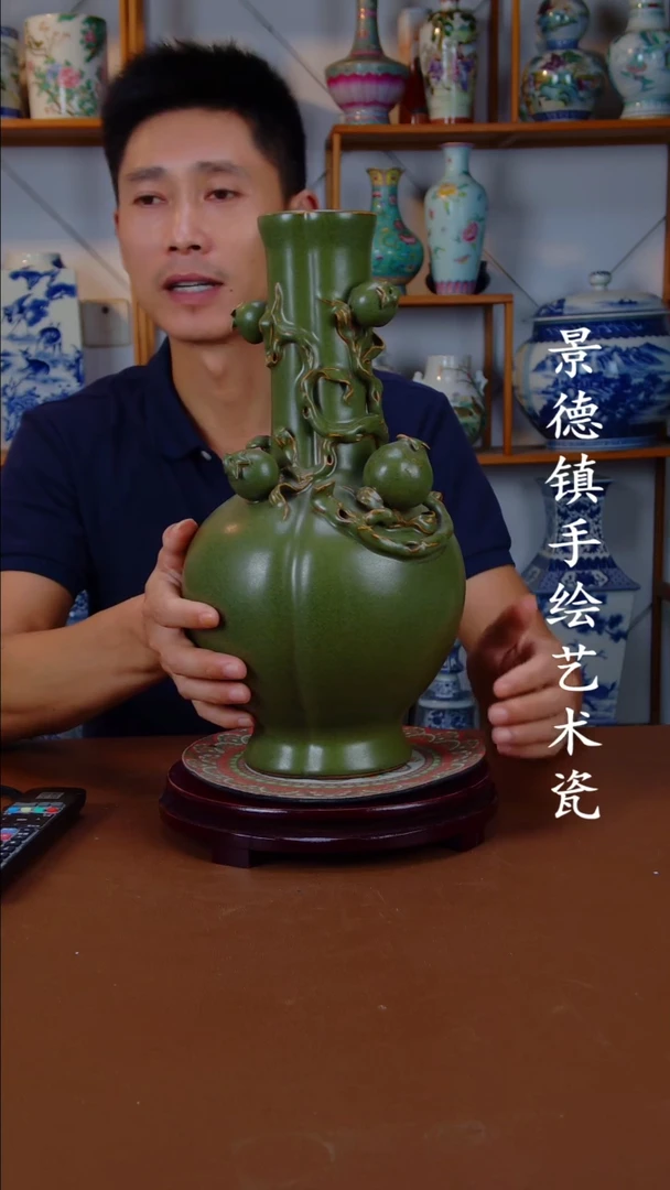 现代景德镇手工手绘陶瓷摆件54
