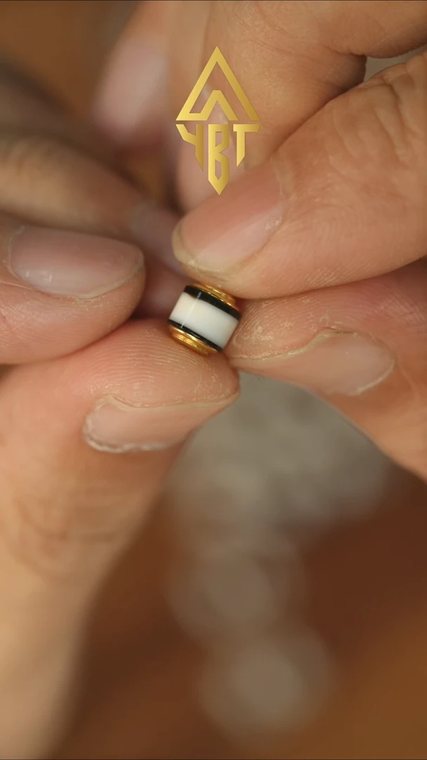 18K金镶嵌配饰玛瑙/玉髓J****?剁珠