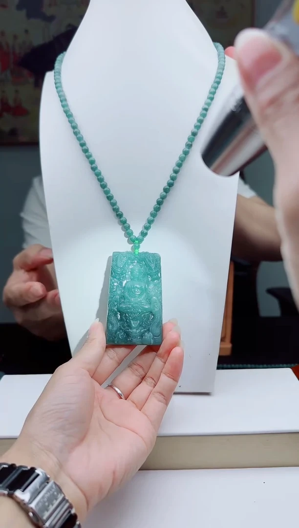 颈饰未镶嵌翡翠11111111