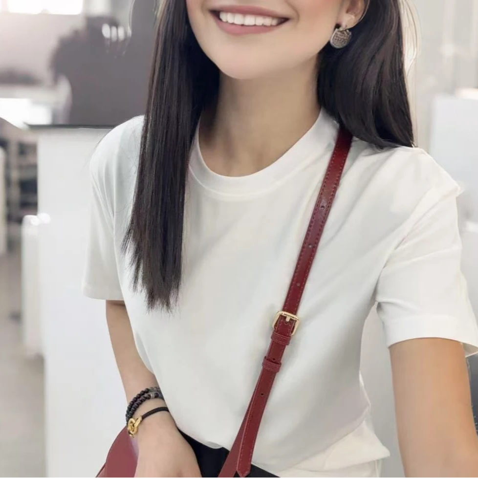 阿姚家纯色圆领短袖修身型轻职风T恤女士春夏打底衫韩版简约夏季